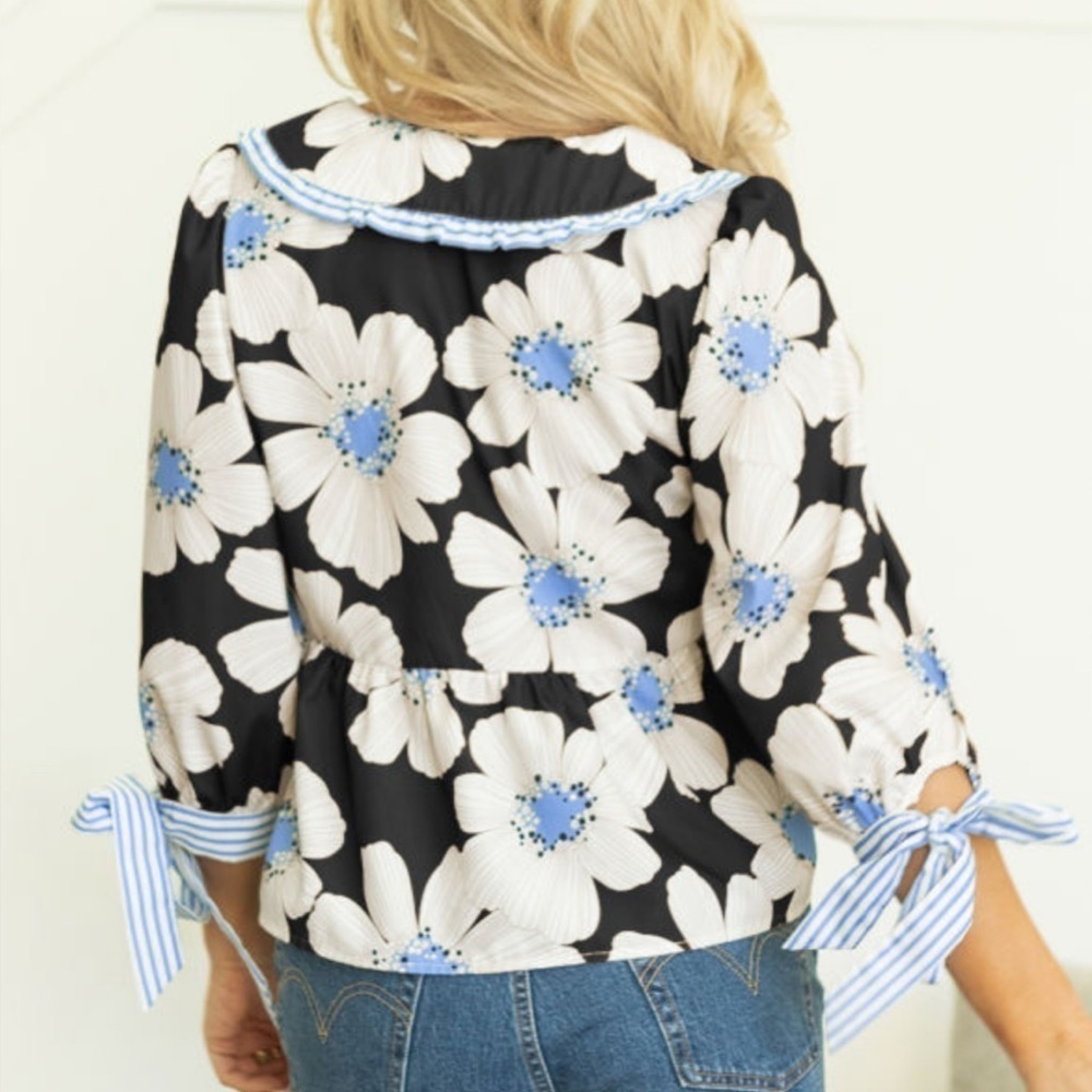 Floral Black and Blue Women's Top - Picture 2 of 9